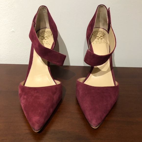 Vince Camuto heels - Picture 5 of 9